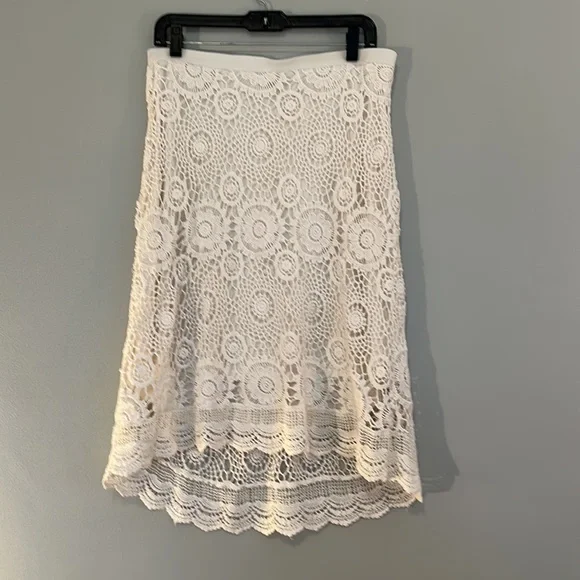 Beautiful white crochet DB Established 1962 skirt size large - Picture 1 of 7